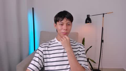 Kim Lian online show from February 2026 03:28:01 PM