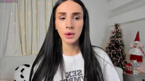 Kim Oberlin online show from December 2025 07:03:01 AM