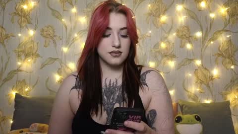Hi Im Kimberly but u can call me Kim. Turn on ur sound i love to talk and moan online show from December 2024 11:00:01 AM