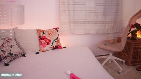 Kim online show from December 2025 03:58:02 AM