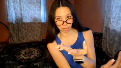 kimberlikoshy online show from June 2026 04:24:02 PM