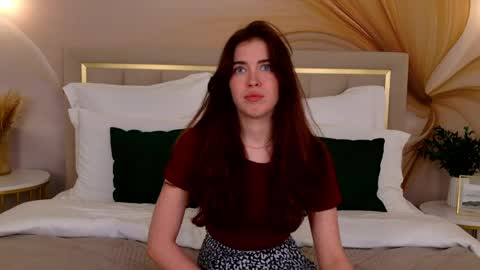 Snapshot of kimberly_bond chatting on July 2026 06:56:02 PM Kimberly online show from July 2026 06:56:02 PM
