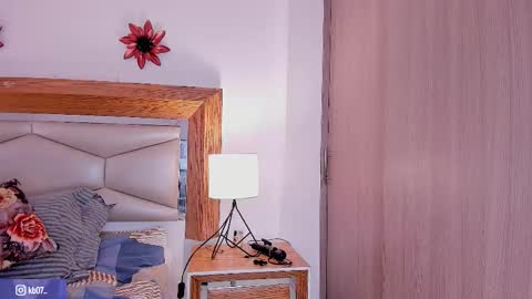 kimberly shaw online show from October 2025 06:50:02 PM