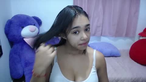 Kim online show from December 2025 12:11:02 PM