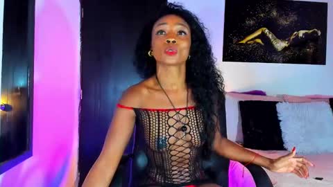 Kimberly Banks online show from February 2025 07:49:01 PM