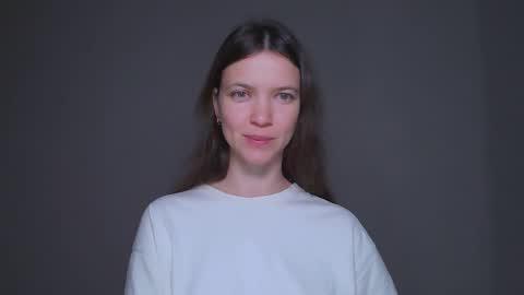 Kimberly online show from December 2025 05:04:02 AM