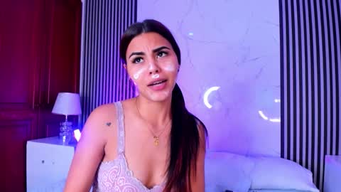 Kimberly Loren online show from October 2025 09:24:01 PM