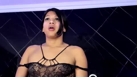 Kimberlyn online show from November 2025 10:45:01 PM