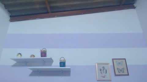 Kim  online show from January 2026 06:43:02 PM