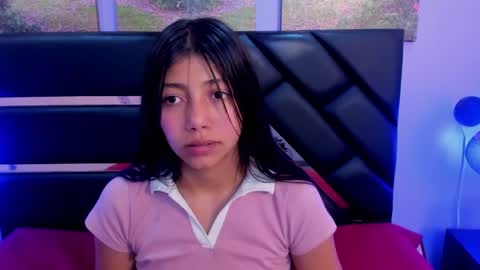 Kimberly Villalobos online show from January 2025 05:34:01 PM