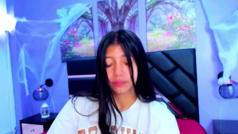 Kimberly Villalobos online show from October 2025 11:36:02 AM