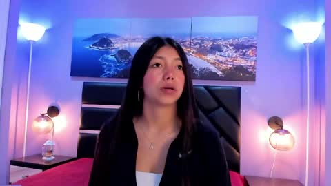 Kimberly Villalobos online show from April 2026 11:28:01 AM