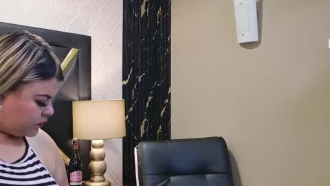 KimBrooks online show from December 2025 07:40:02 PM