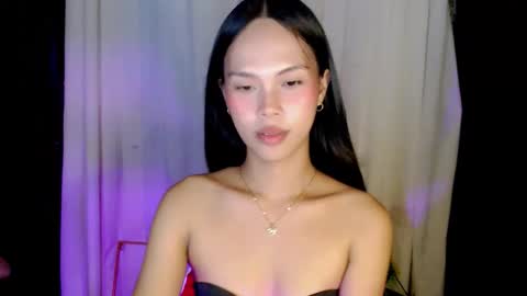 Reyna online show from May 2026 03:50:02 PM