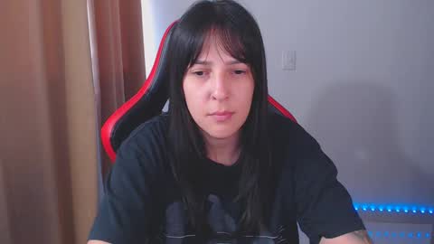 Kim 3 online show from January 2025 01:43:01 PM