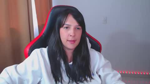 Kim 3 online show from January 2025 07:51:01 PM