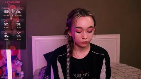 Kimiko online show from December 2025 03:05:01 PM