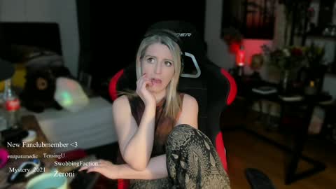 Snapshot of kimilee22 chatting on March 2025 07:26:02 PM Wolfs Girl online show from March 2025 07:26:02 PM