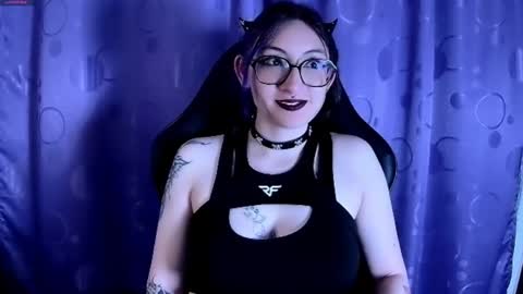 Snapshot of kimlennox_ chatting on January 2025 02:19:02 AM online show from January 2025 02:19:02 AM