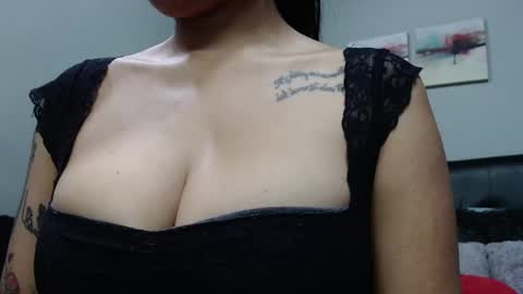 kim  online show from January 2025 02:00:02 AM