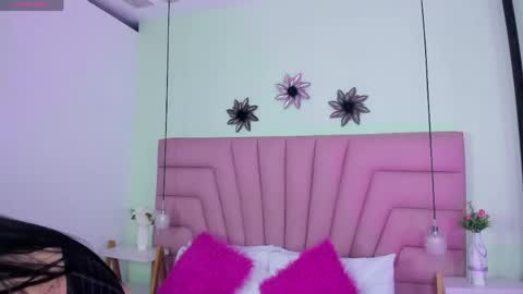 kimluna1 online show from May 2026 03:04:02 AM
