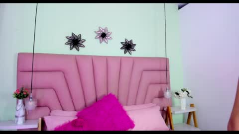 kimluna1 online show from June 2026 03:35:01 AM