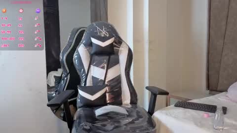 Snapshot of kimm_jones chatting on September 2025 08:47:02 PM kimm_jones online show from September 2025 08:47:02 PM