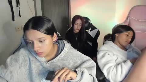 kimmi online show from February 2026 11:25:02 PM