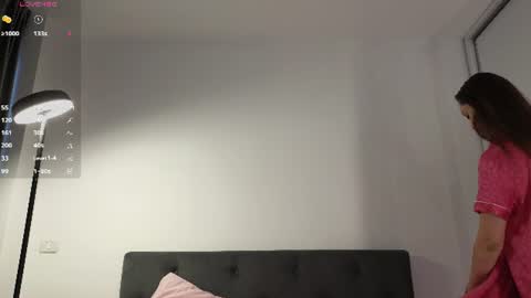 Snapshot of kimmie_ chatting on July 2026 05:41:01 PM Kimmie online show from July 2026 05:41:01 PM