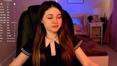 Snapshot of kimmie_shine chatting on June 2026 03:54:02 PM Your Kimmie follow me online show from June 2026 03:54:02 PM