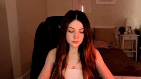 Snapshot of kimmie_shine chatting on June 2026 12:10:01 PM Your Kimmie follow me online show from June 2026 12:10:01 PM