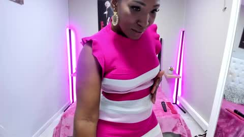 Kim online show from January 2025 08:10:02 PM