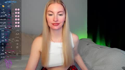 Snapshot of kimmy1_powell chatting on January 2025 03:26:02 AM kimmy1_powell online show from January 2025 03:26:02 AM