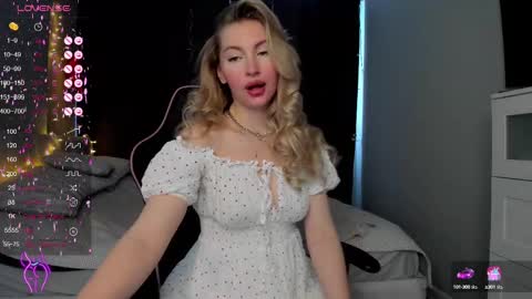 Snapshot of kimmy1_powell chatting on March 2025 03:17:01 AM kimmy1_powell online show from March 2025 03:17:01 AM