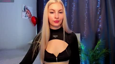 Snapshot of kimmy1_powell chatting on September 2025 04:47:01 AM kimmy1_powell online show from September 2025 04:47:01 AM