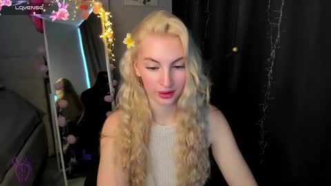 kimmy1_powell online show from April 2026 02:50:02 AM