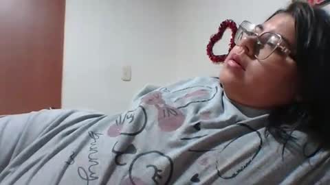 Snapshot of kimmy_kimmy_ chatting on February 2025 04:33:02 AM Kimmy online show from February 2025 04:33:02 AM