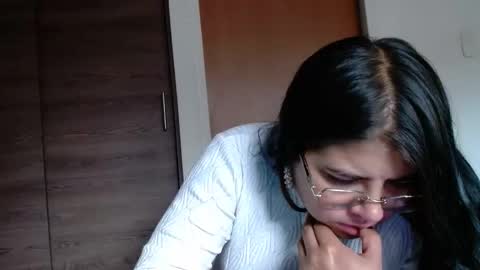 Snapshot of kimmy_kimmy_ chatting on March 2025 03:29:02 PM Kimmy online show from March 2025 03:29:02 PM