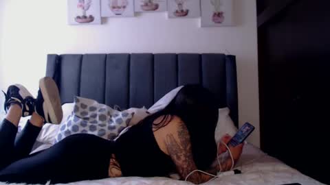 Snapshot of kimmy_one_ chatting on February 2025 06:37:02 PM kelly online show from February 2025 06:37:02 PM