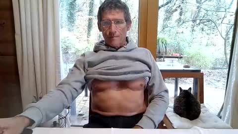 kimonoblues online show from November 2025 10:37:02 AM