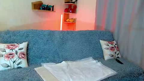 Kim online show from April 2026 07:15:02 PM