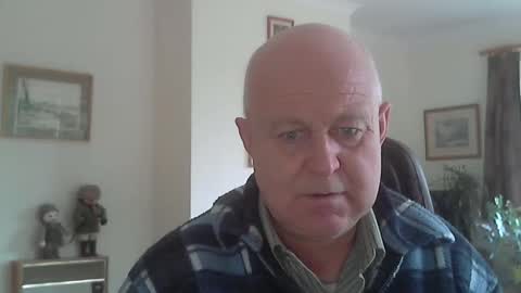 kindahairy4u online show from November 2025 01:53:02 PM