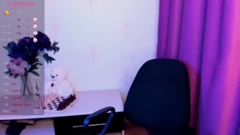 Hazel online show from November 2025 08:37:02 AM