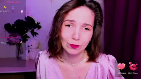 Hazel online show from April 2026 06:06:02 PM