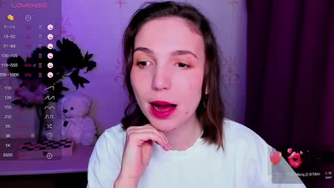 Hazel online show from April 2026 12:33:01 AM