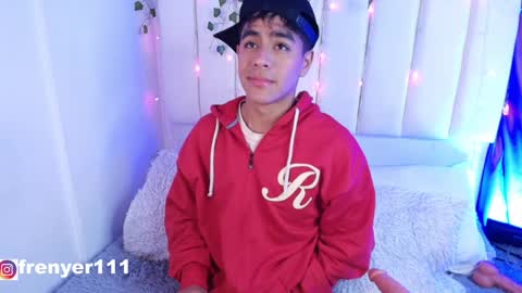 Snapshot of king_azahell chatting on January 2025 03:07:02 AM king help me reach 100 likes online show from January 2025 03:07:02 AM