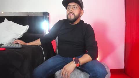 king_bear_25 online show from March 2026 02:06:02 AM