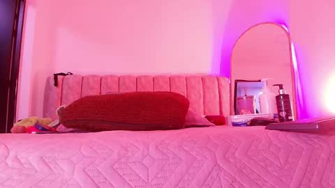 Bella online show from April 2026 03:10:02 AM