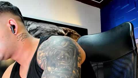 Angel Falconer online show from November 2025 11:52:01 PM