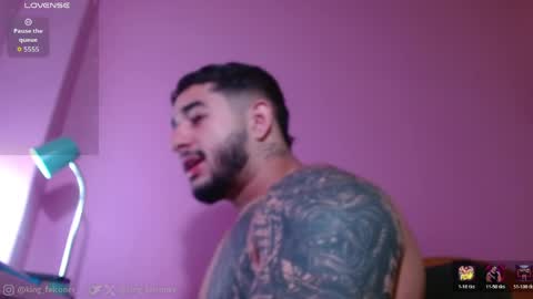 Snapshot of king_falconer chatting on May 2026 02:05:01 AM Angel Falconer online show from May 2026 02:05:01 AM